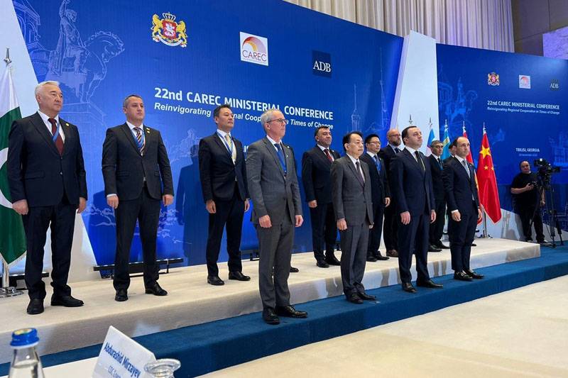 在第比利斯举行的第二十二届中亚区域经济合作部长级会议上讨论了 中间走廊